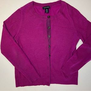 Banana Republic extra fine Marino wool fuchsia purple cardigan sweater